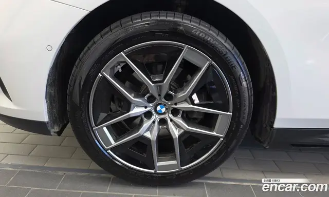 BMW 5 серия 2025 2.0 автомат (гидро), миниатюра 5 BMW 5 серия 2025 2.0 автомат (гидро), миниатюра 5