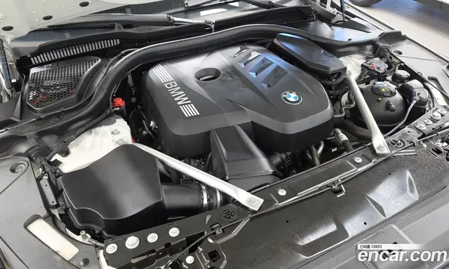 BMW 5 серия 2025 2.0 автомат (гидро), миниатюра 6 BMW 5 серия 2025 2.0 автомат (гидро), миниатюра 6