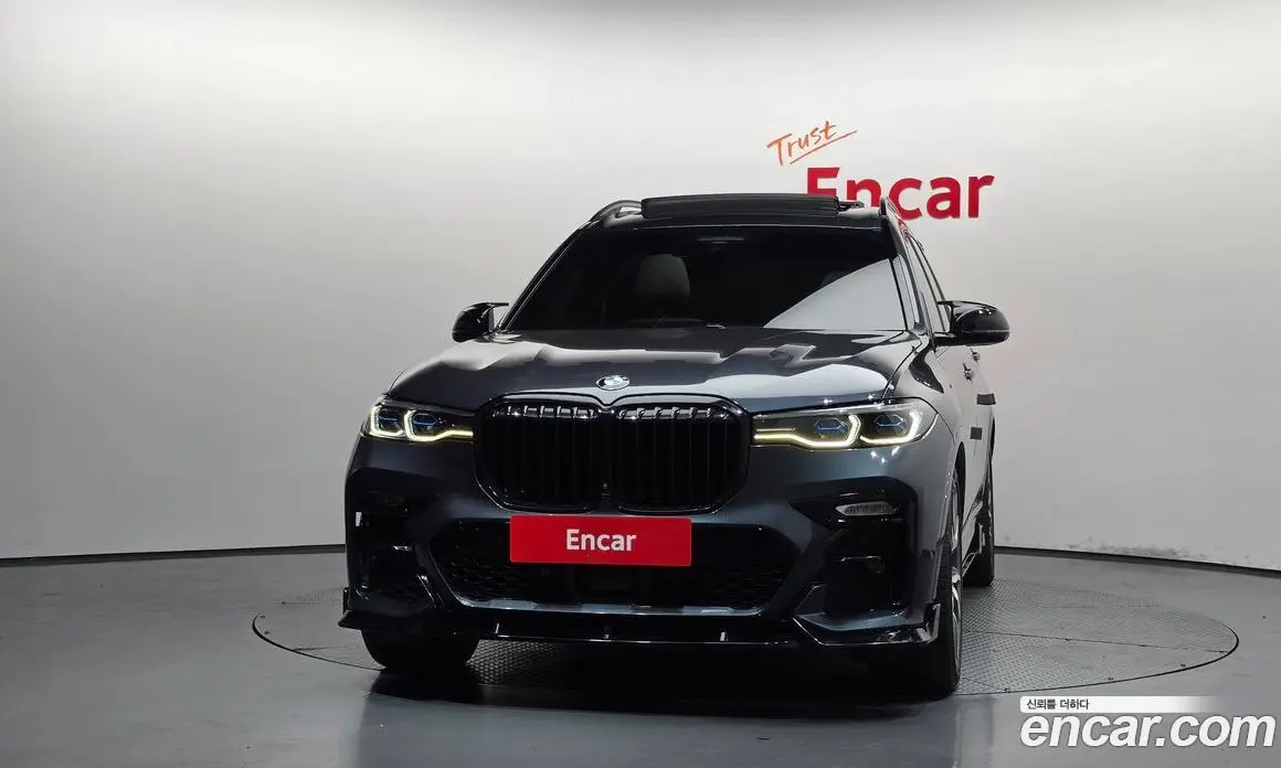 BMW X7 2021 4.4 автомат (гидро), фото 3 BMW X7 2021 4.4 автомат (гидро), фото 3