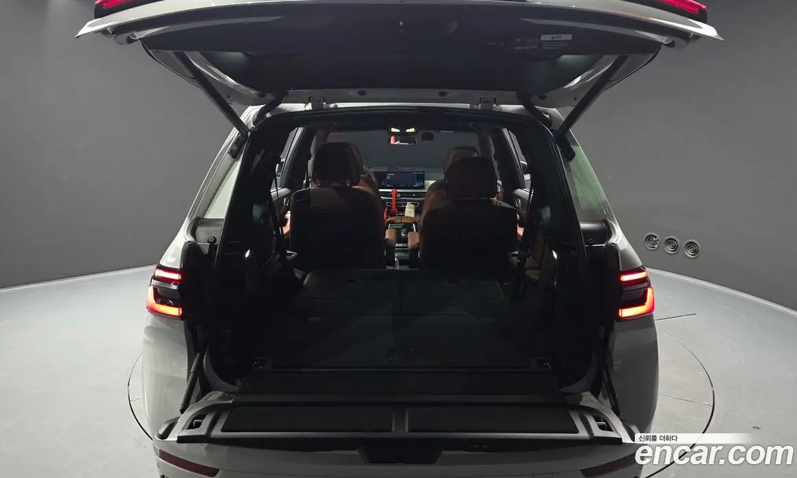 BMW X7 2023 3.0 автомат (гидро), фото 20