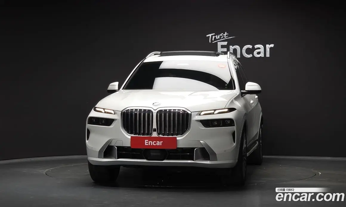 BMW X7 2023 3.0 автомат (гидро), фото 3