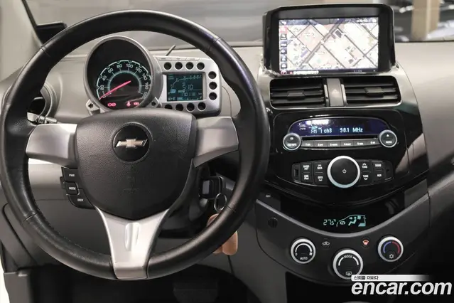 Chevrolet Spark 2012 1.0 автомат (гидро), миниатюра 12