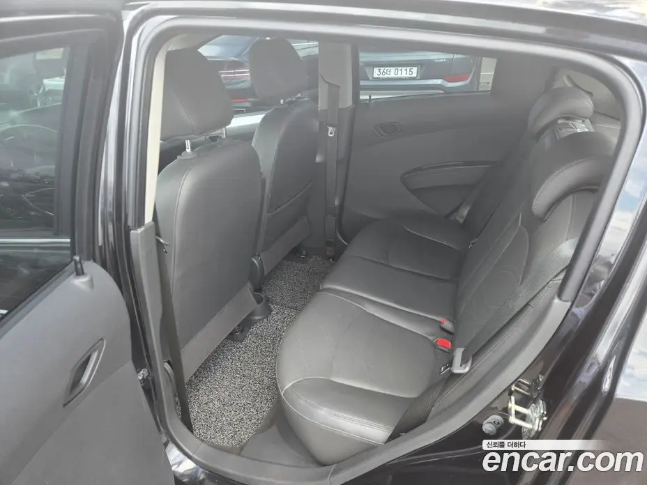 Chevrolet Spark 2014 1.0 автомат (гидро), фото 10 Chevrolet Spark 2014 1.0 автомат (гидро), фото 10