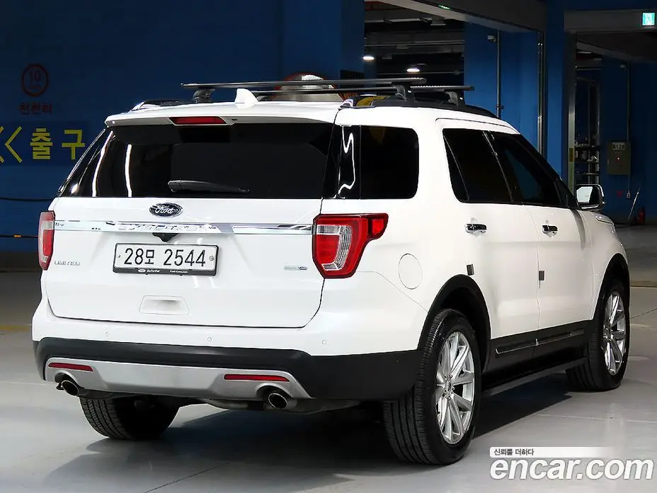 Ford Explorer 2017 2.3 автомат (гидро), фото 2 Ford Explorer 2017 2.3 автомат (гидро), фото 2