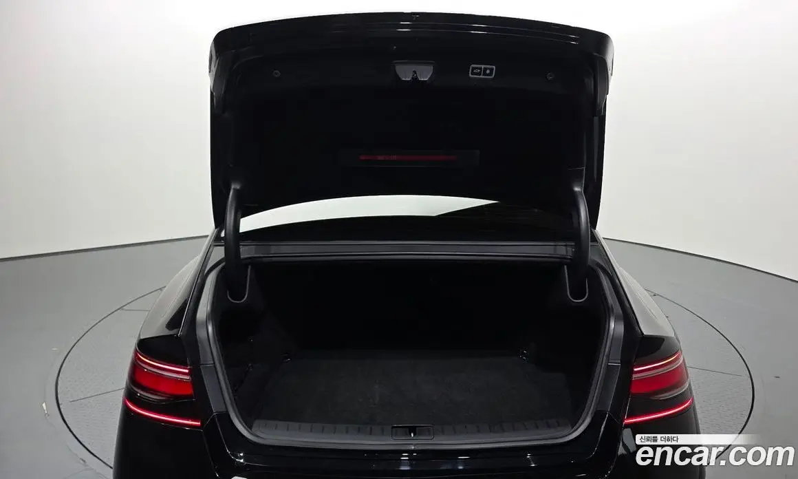 Genesis G90 2023 3.5 автомат (гидро), фото 20 Genesis G90 2023 3.5 автомат (гидро), фото 20