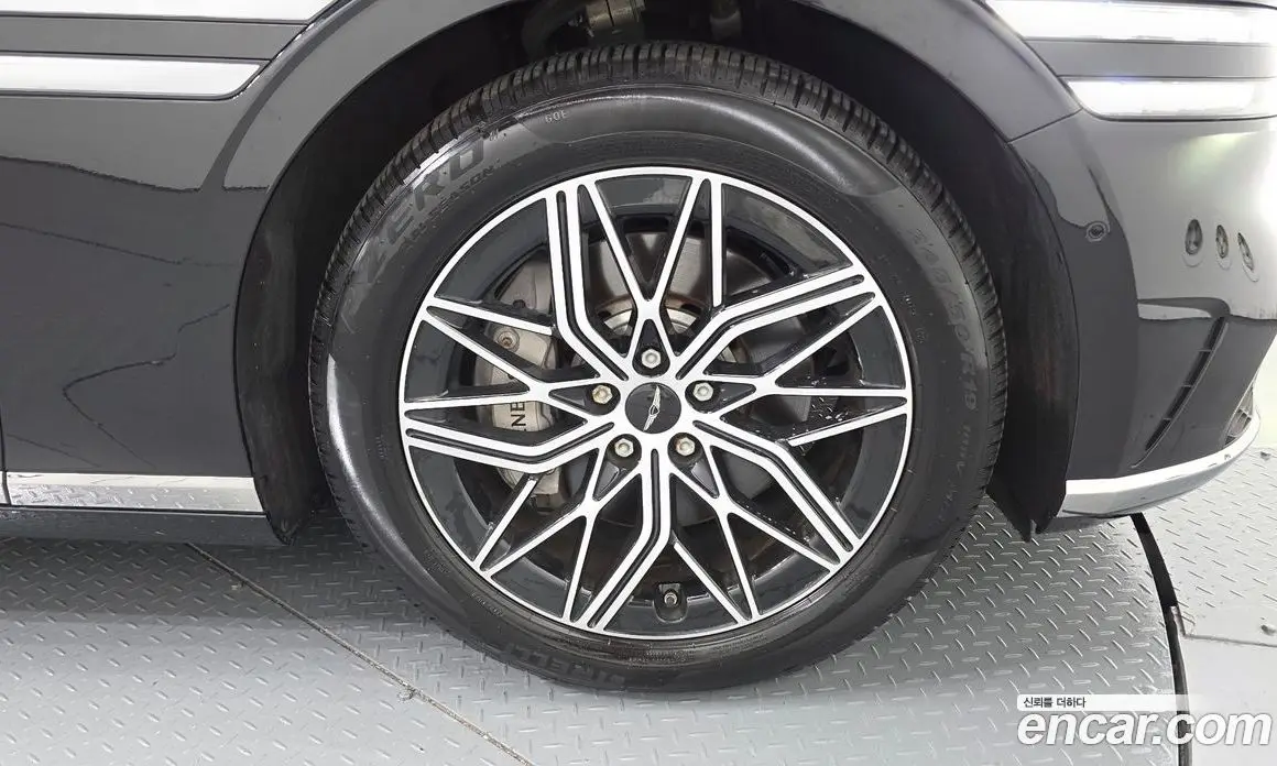 Genesis G90 2023 3.5 автомат (гидро), фото 5 Genesis G90 2023 3.5 автомат (гидро), фото 5