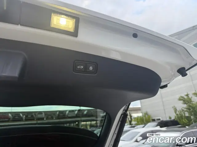 Genesis GV70 2021 2.5 автомат (гидро), миниатюра 11