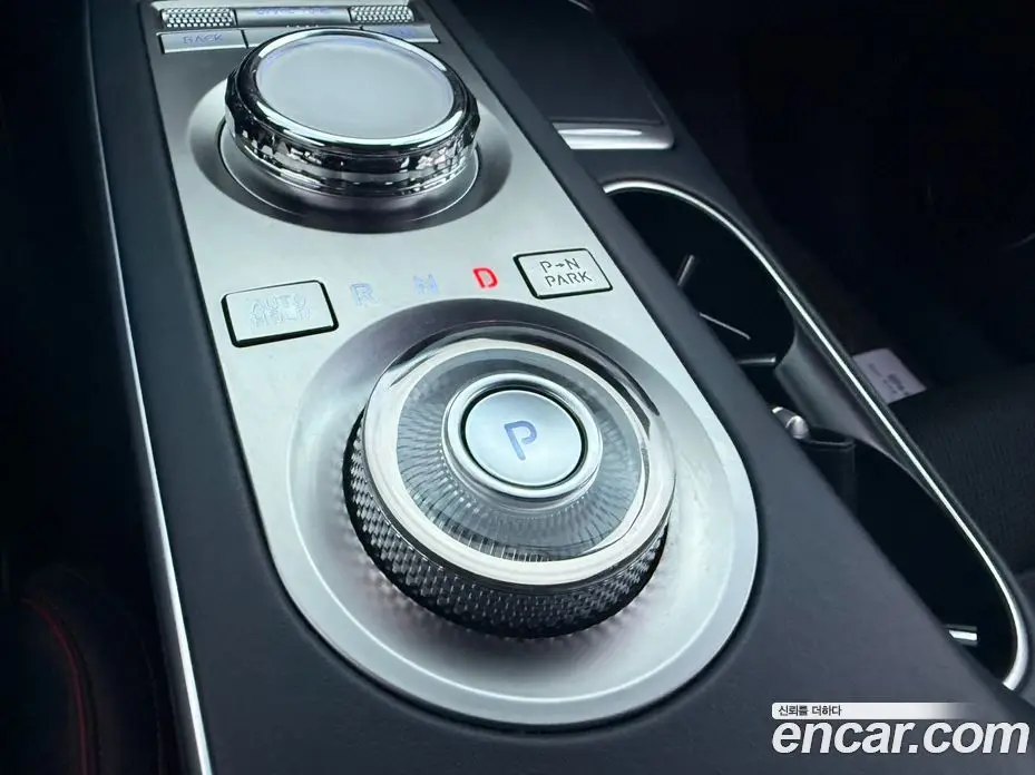 Genesis GV70 2021 2.5 автомат (гидро), фото 9