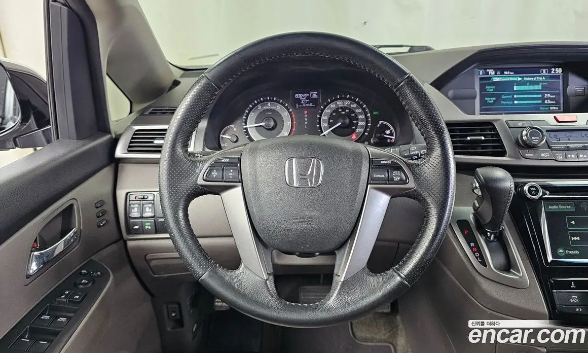 Honda Odyssey 2014 3.5 автомат (гидро), фото 13