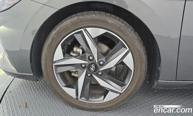 Hyundai Avante 2021 1.6 автомат (гидро), миниатюра 5 Hyundai Avante 2021 1.6 автомат (гидро), миниатюра 5