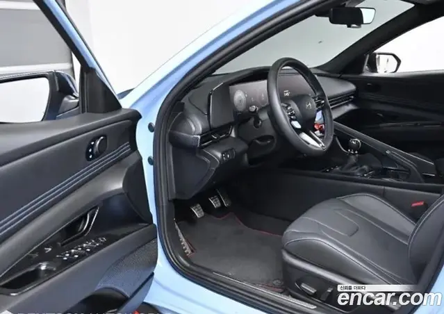 Hyundai Avante 2024 2.0 механика, миниатюра 8 Hyundai Avante 2024 2.0 механика, миниатюра 8