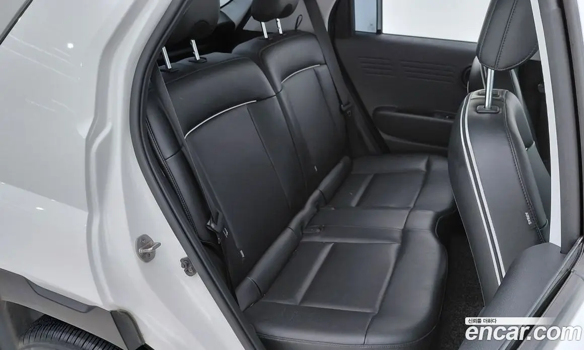 Hyundai Casper 2022 1.0 автомат (гидро), фото 11