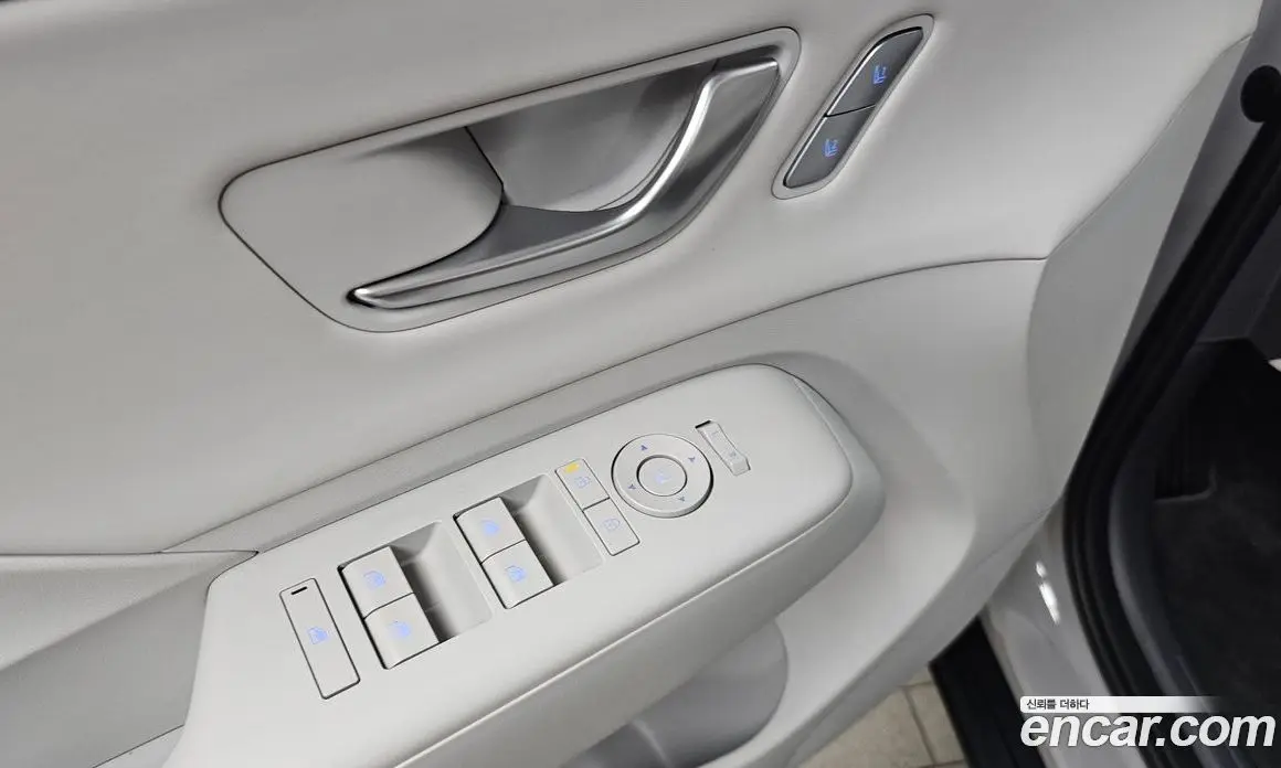 Hyundai Kona 2024 1.6 автомат (гидро), фото 15