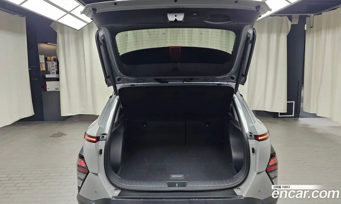 Hyundai Kona 2024 1.6 автомат (гидро), фото 20