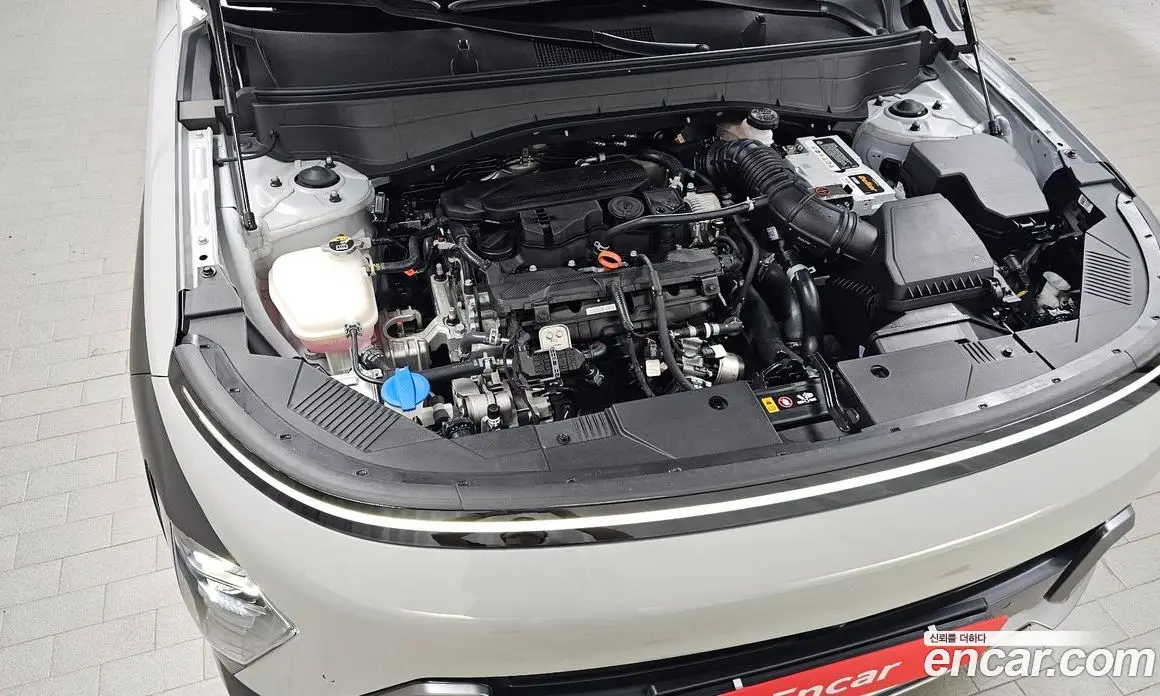 Hyundai Kona 2024 1.6 автомат (гидро), фото 6