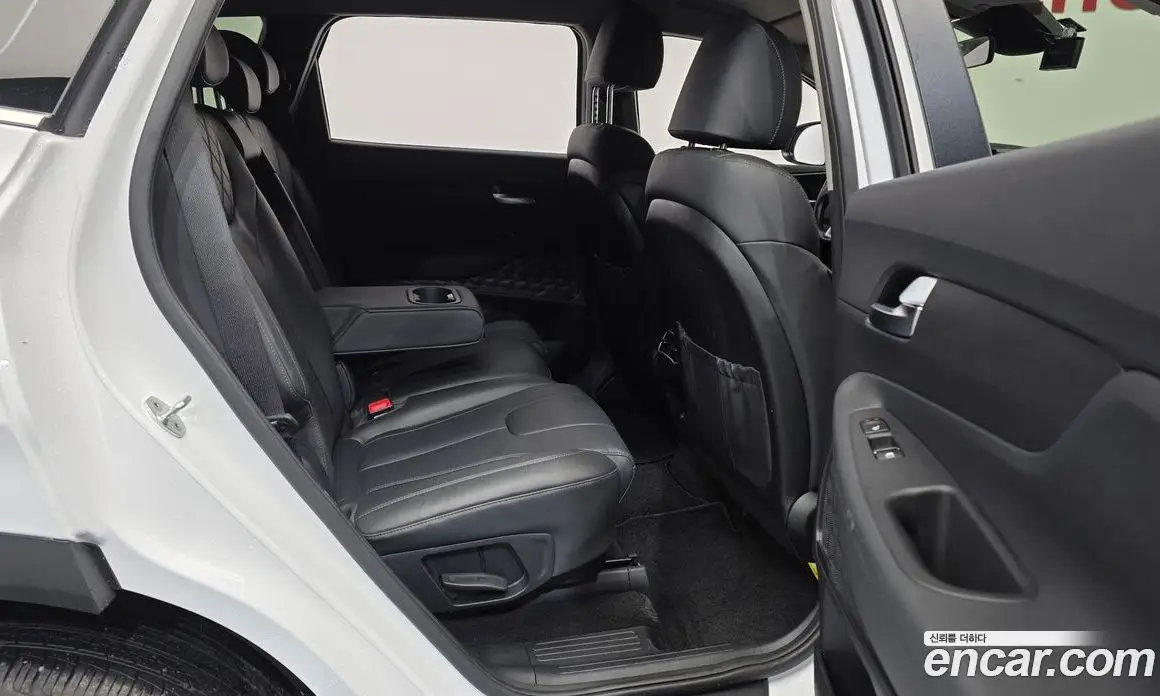 Hyundai Santa Fe 2021 2.2 автомат (гидро), фото 12 Hyundai Santa Fe 2021 2.2 автомат (гидро), фото 12
