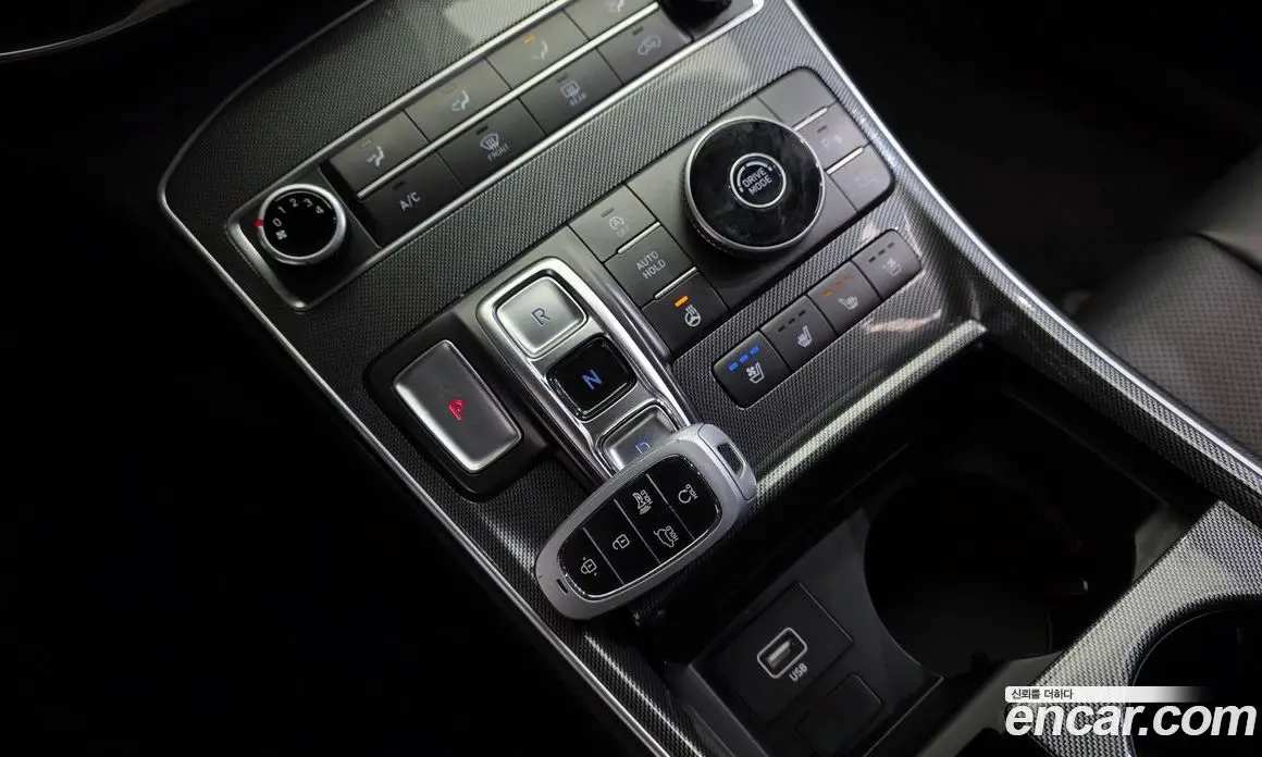 Hyundai Santa Fe 2021 2.2 автомат (гидро), фото 9 Hyundai Santa Fe 2021 2.2 автомат (гидро), фото 9