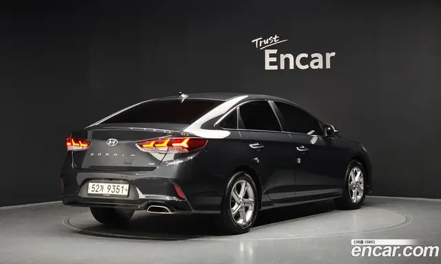 Hyundai Sonata 2018 2.0 автомат (гидро), миниатюра 2 Hyundai Sonata 2018 2.0 автомат (гидро), миниатюра 2