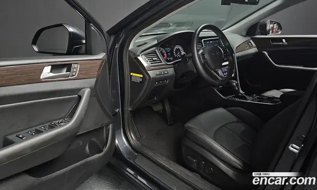 Hyundai Sonata 2018 2.0 автомат (гидро), миниатюра 11 Hyundai Sonata 2018 2.0 автомат (гидро), миниатюра 11