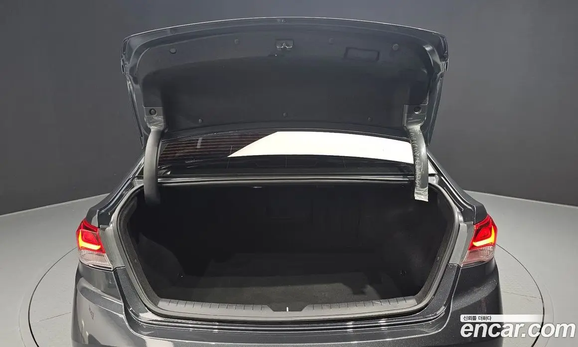 Hyundai Sonata 2018 2.0 автомат (гидро), фото 20 Hyundai Sonata 2018 2.0 автомат (гидро), фото 20