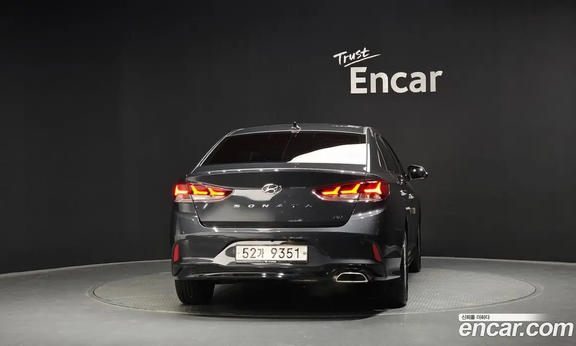 Hyundai Sonata 2018 2.0 автомат (гидро), фото 4 Hyundai Sonata 2018 2.0 автомат (гидро), фото 4