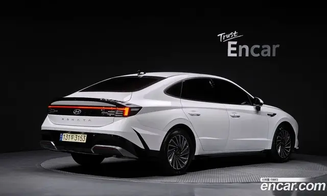 Hyundai Sonata 2023 2.0 автомат (гидро), миниатюра 2