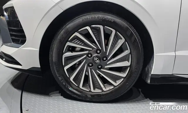 Hyundai Sonata 2023 2.0 автомат (гидро), миниатюра 5