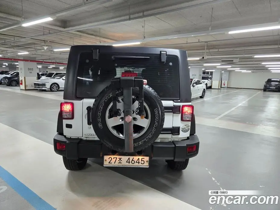 Jeep Wrangler 2012 2.8 автомат (гидро), фото 4 Jeep Wrangler 2012 2.8 автомат (гидро), фото 4