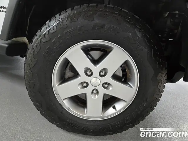 Jeep Wrangler 2012 2.8 автомат (гидро), миниатюра 5 Jeep Wrangler 2012 2.8 автомат (гидро), миниатюра 5