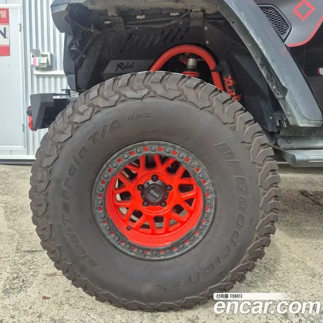 Jeep Wrangler 2024 2.0 автомат (гидро), миниатюра 5