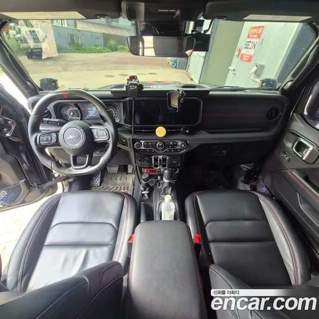 Jeep Wrangler 2024 2.0 автомат (гидро), миниатюра 7