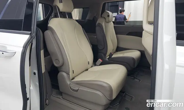 Kia Carnival 2020 2.2 автомат (гидро), миниатюра 12