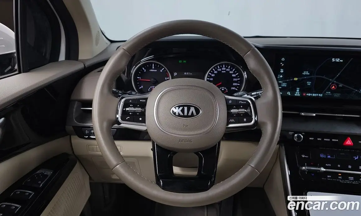 Kia Carnival 2020 2.2 автомат (гидро), фото 13