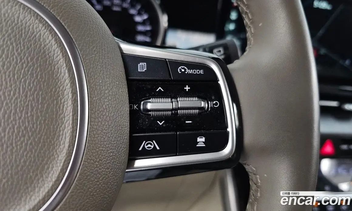 Kia Carnival 2020 2.2 автомат (гидро), фото 18
