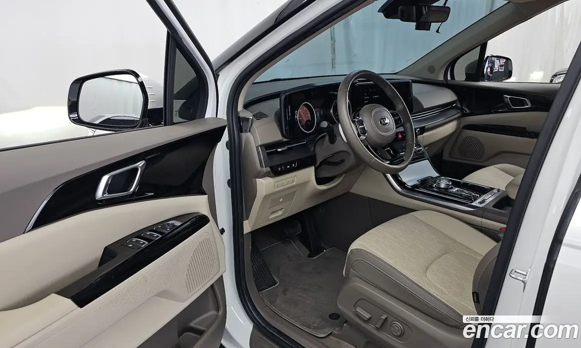 Kia Carnival 2020 2.2 автомат (гидро), фото 10