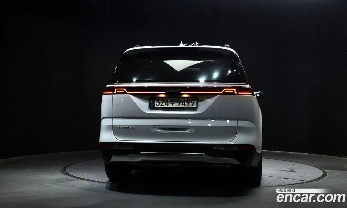 Kia Carnival 2023 2.2 автомат (гидро), фото 4 Kia Carnival 2023 2.2 автомат (гидро), фото 4