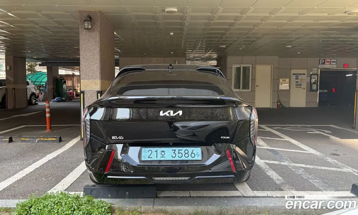 Kia EV4 2026 автомат (гидро), фото 6 Kia EV4 2026 автомат (гидро), фото 6