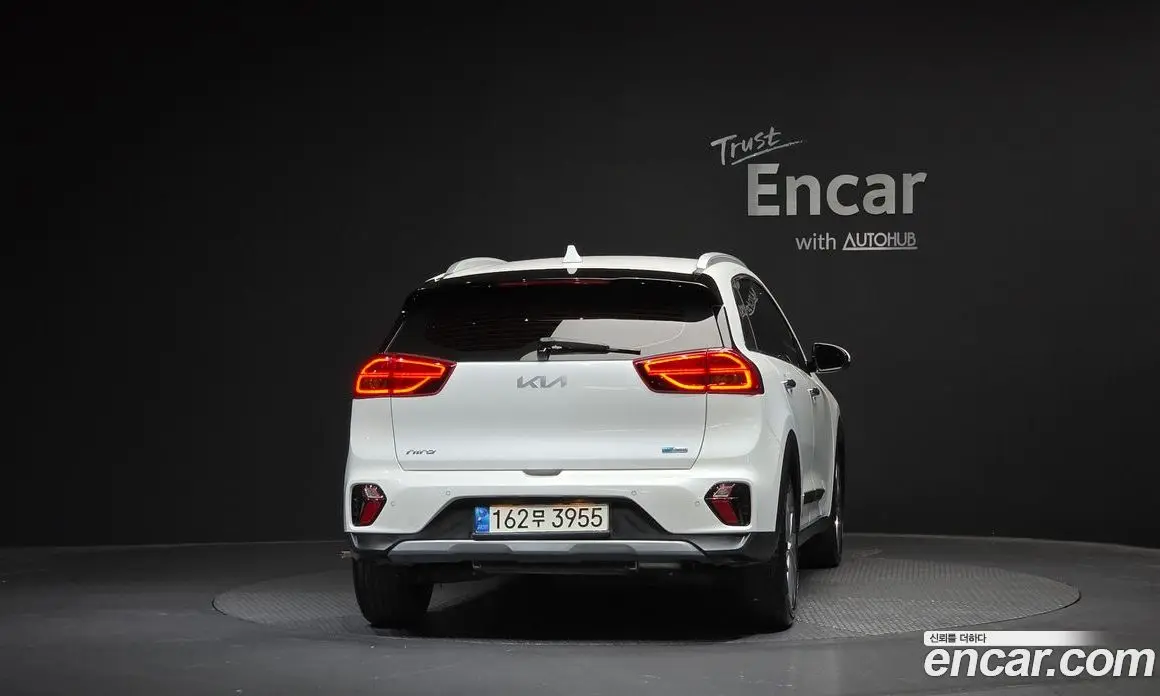 Kia Niro 2021 1.6 автомат (гидро), фото 4 Kia Niro 2021 1.6 автомат (гидро), фото 4