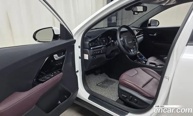 Kia Niro 2021 1.6 автомат (гидро), миниатюра 10 Kia Niro 2021 1.6 автомат (гидро), миниатюра 10