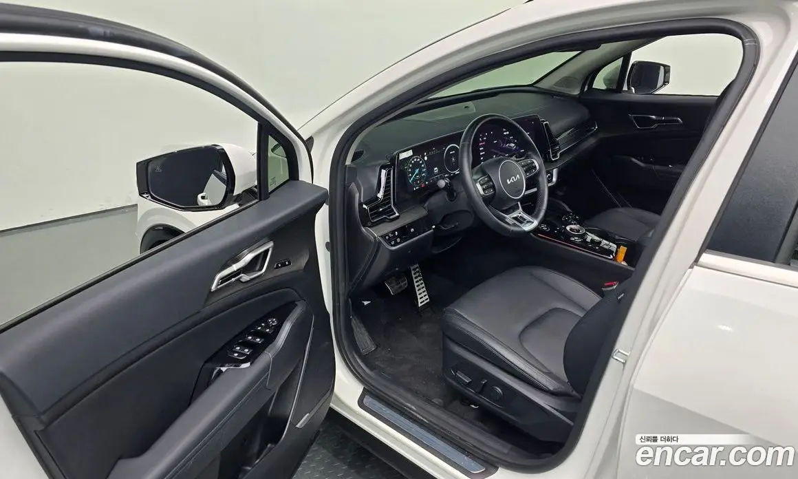 Kia Sportage 2023 1.6 автомат (гидро), фото 11