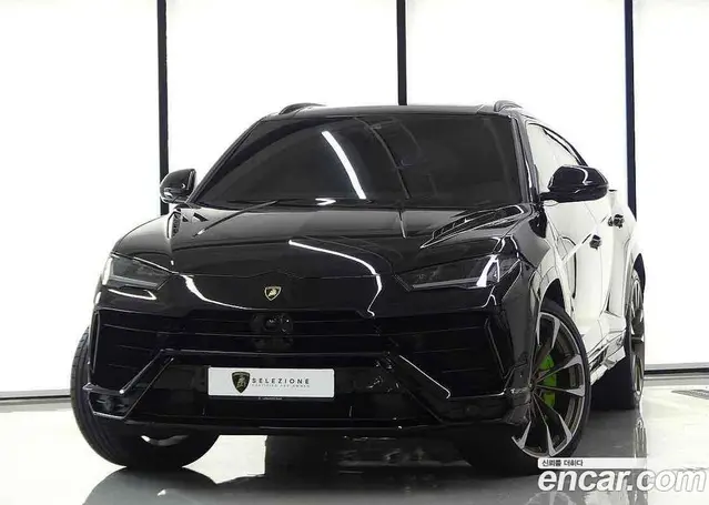 Lamborghini Urus 2023 4.0 автомат (гидро), миниатюра 2