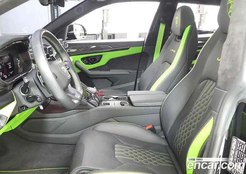 Lamborghini Urus 2023 4.0 автомат (гидро), фото 8