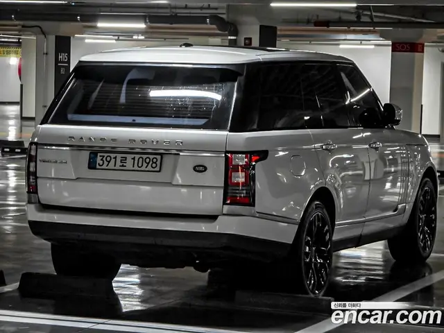 Land Rover Range Rover 2013 3.0 автомат (гидро), миниатюра 5