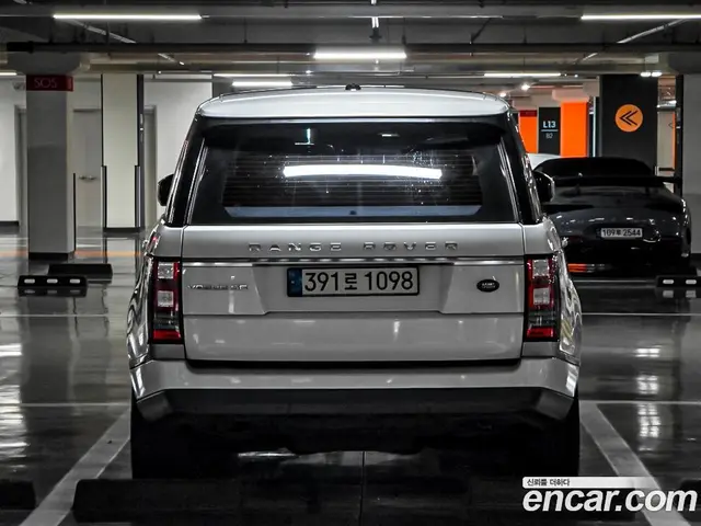 Land Rover Range Rover 2013 3.0 автомат (гидро), миниатюра 6