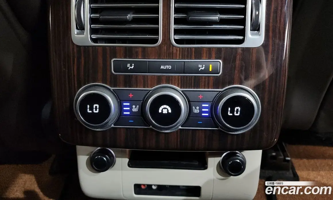 Land Rover Range Rover 2016 4.4 автомат (гидро), фото 20