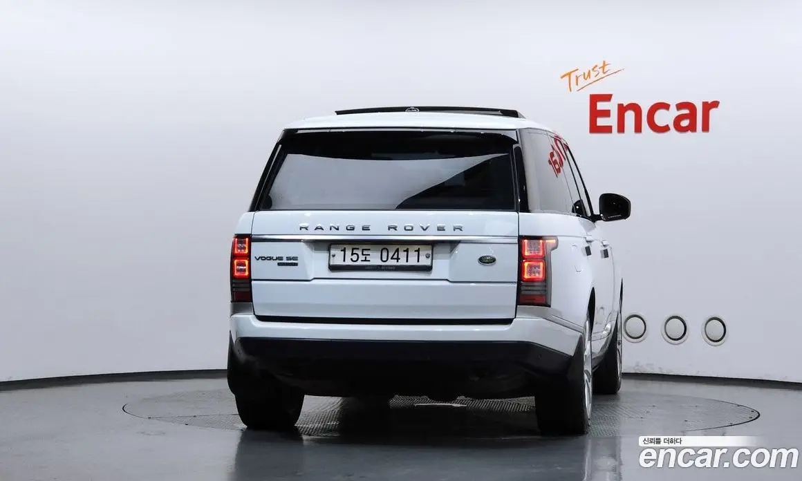 Land Rover Range Rover 2016 4.4 автомат (гидро), фото 4