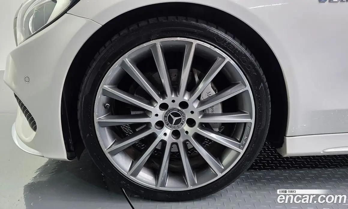 Mercedes-Benz C-Class 2017 2.0 автомат (гидро), фото 5 Mercedes-Benz C-Class 2017 2.0 автомат (гидро), фото 5