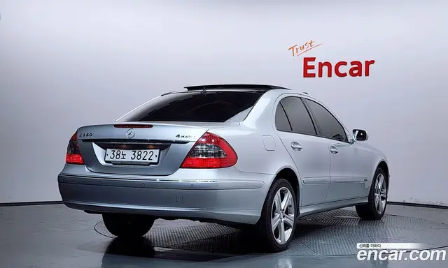 Mercedes-Benz E-Class 2008 3.5 автомат (гидро), миниатюра 2