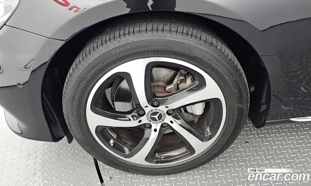 Mercedes-Benz E-Class 2019 2.0 автомат (гидро), миниатюра 5