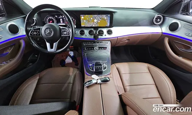 Mercedes-Benz E-Class 2019 2.0 автомат (гидро), миниатюра 7